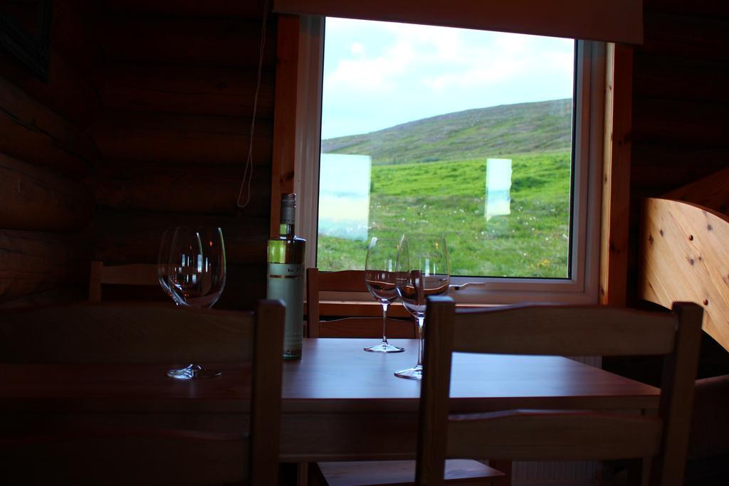 Akureyri Log Cottage Luaran gambar